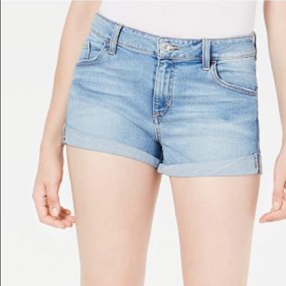 Guess shorts - Picture 1 of 3